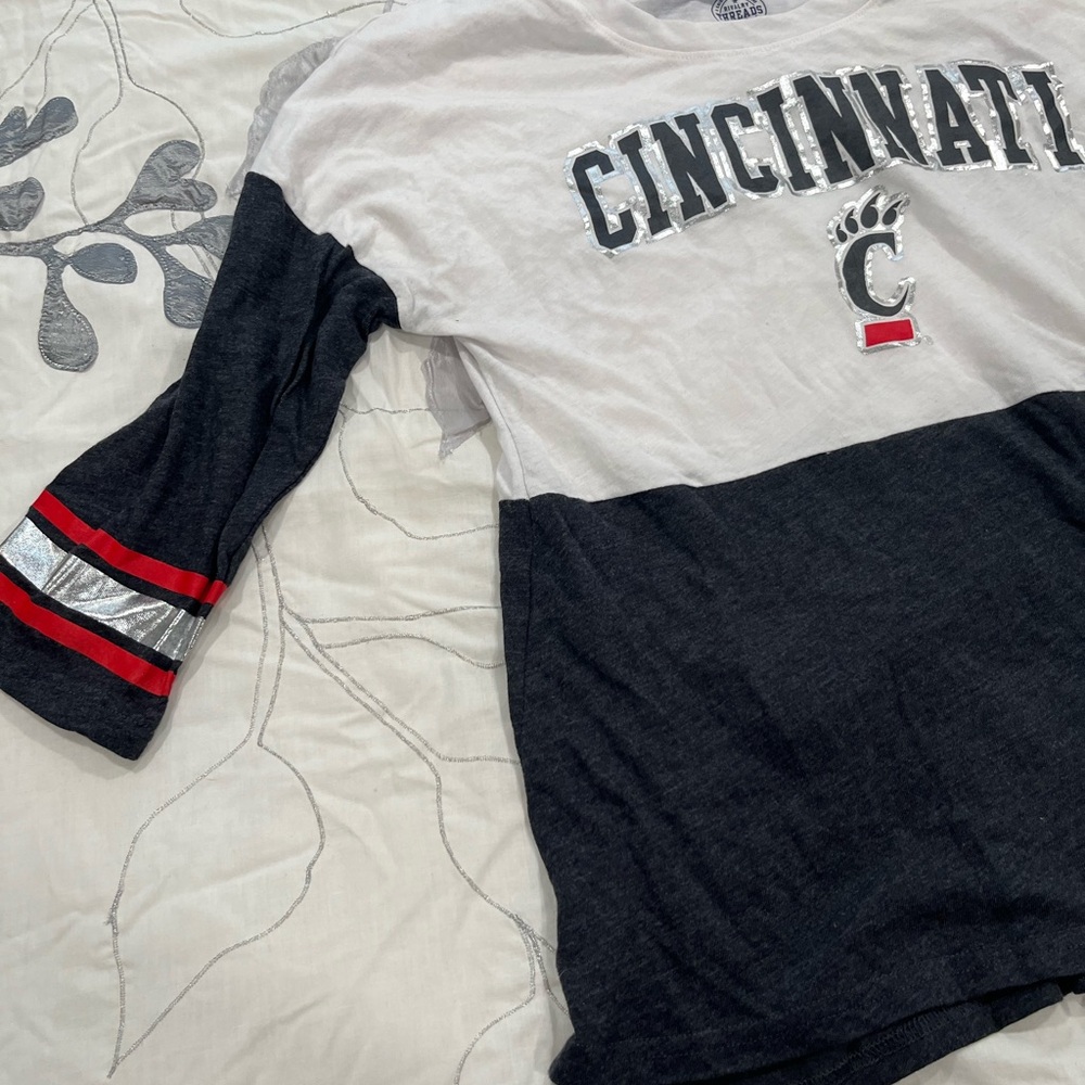 Cincinnati Bearcats ¾ Sleeve Shirt